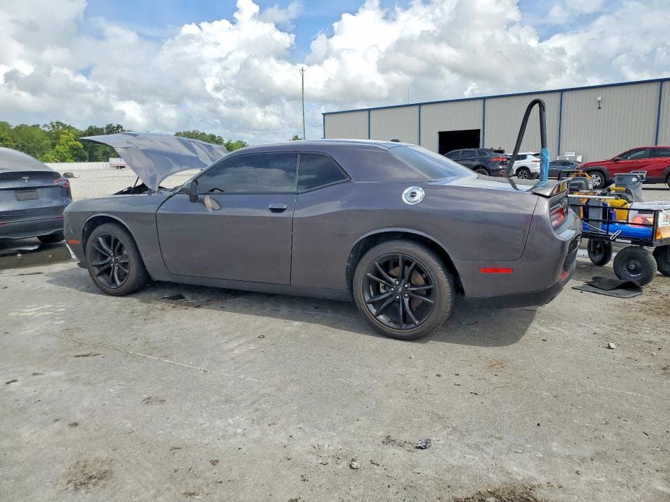 2021 DODGE CHALLENGER SXT 2
