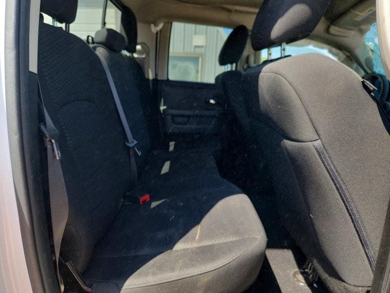 2019 RAM 1500 CLASSIC SLT 10