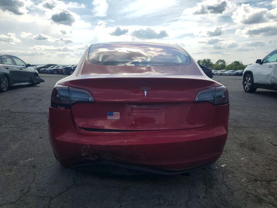 2018 TESLA MODEL 3 6
