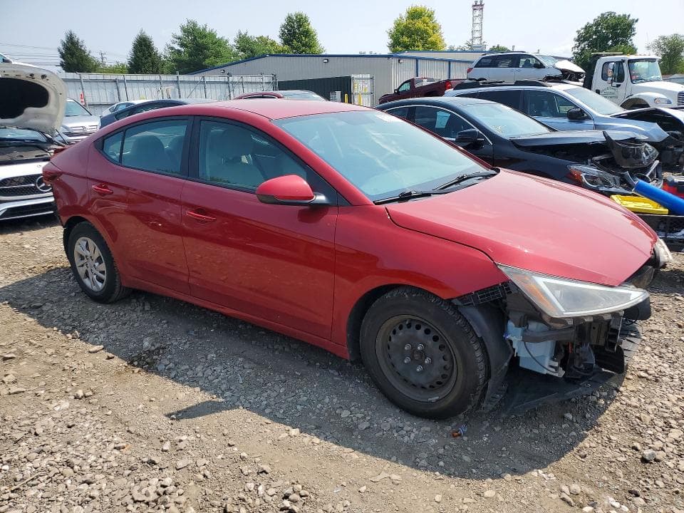 2019 HYUNDAI ELANTRA SE 4