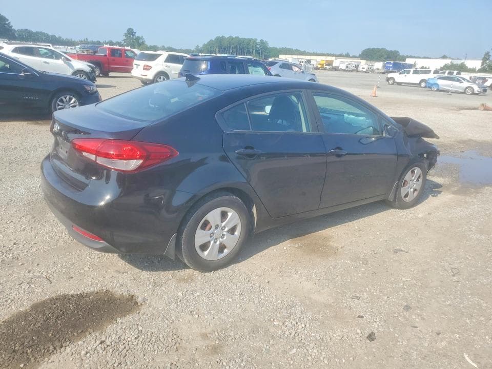 2017 KIA FORTE LX 3