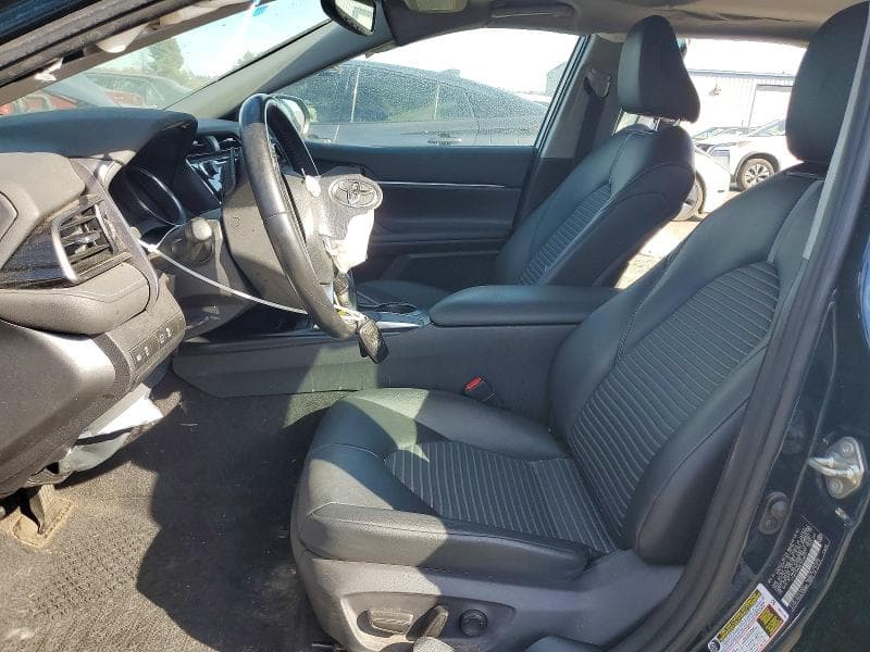 2019 TOYOTA CAMRY SE 7
