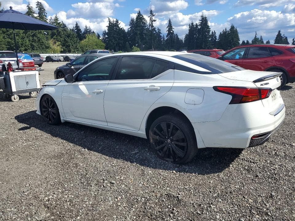 2022 NISSAN ALTIMA SR 2