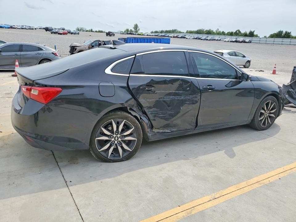 2018 CHEVROLET MALIBU LT 3