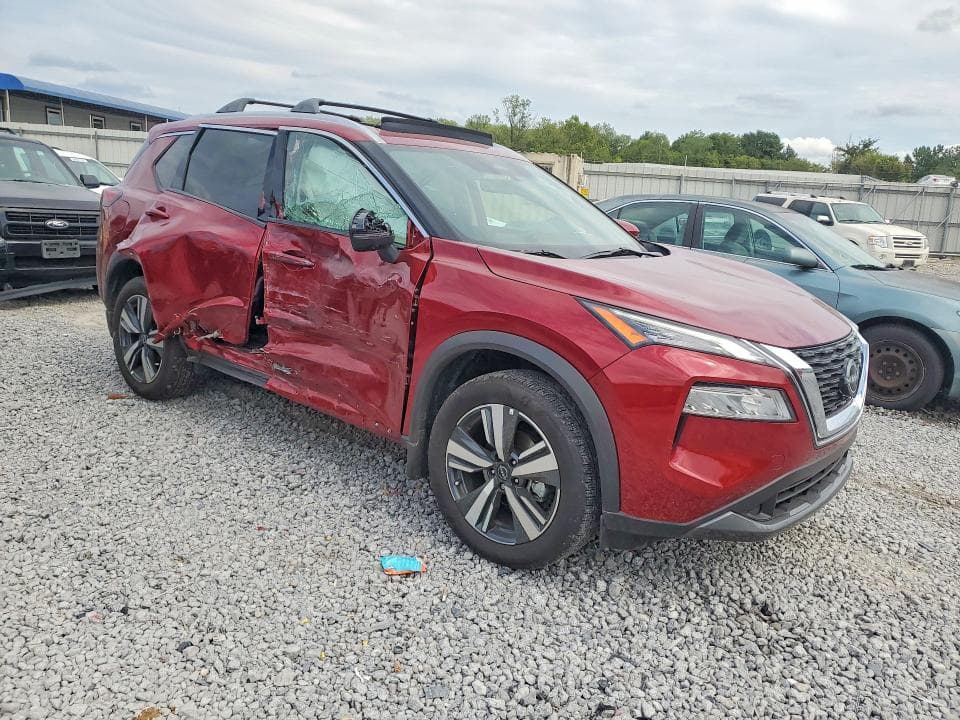 2023 NISSAN ROGUE SL 4