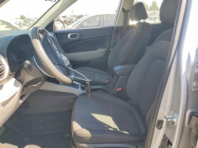 2020 HYUNDAI VENUE SEL 7
