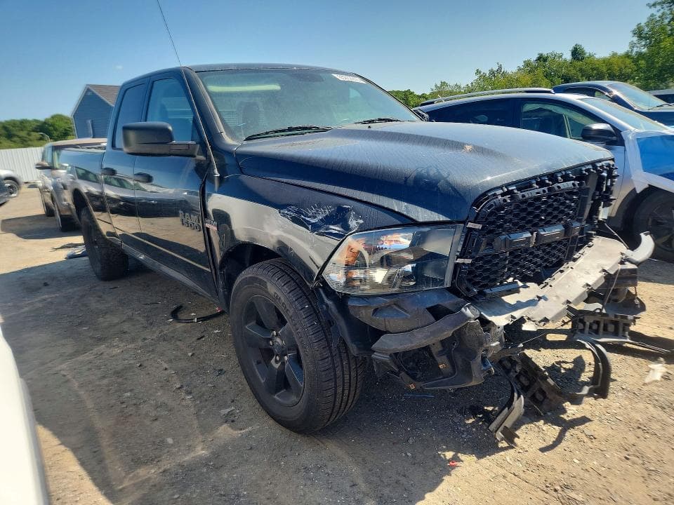 2018 RAM 1500 ST 4