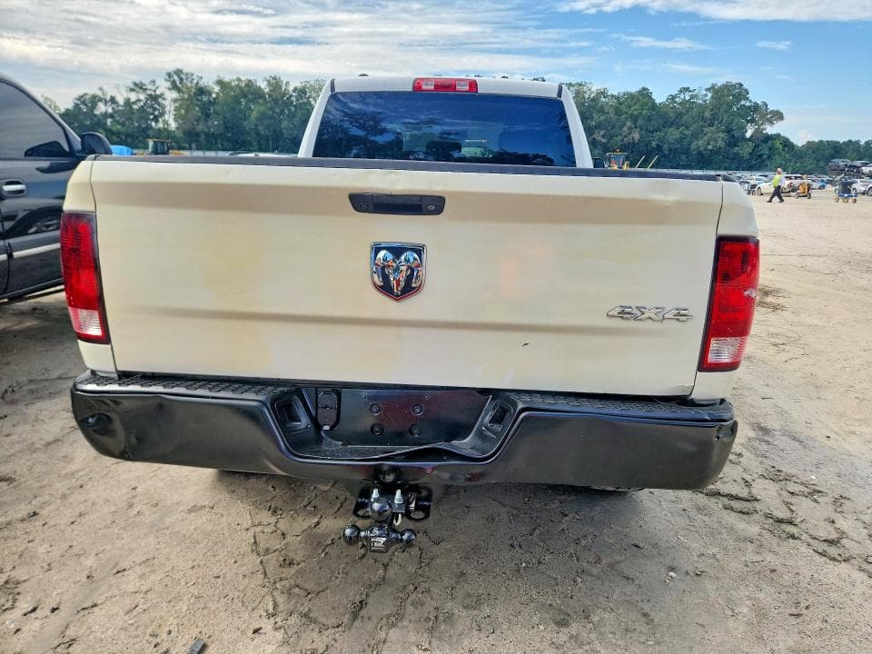 2018 RAM 1500 ST 6
