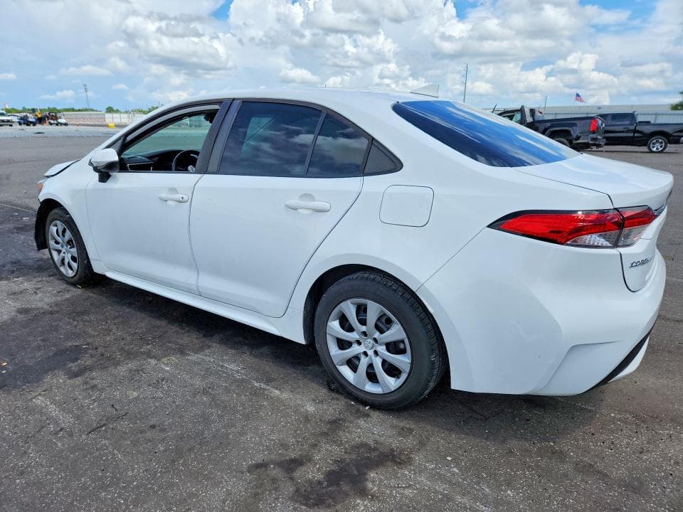 2022 TOYOTA COROLLA LE 2