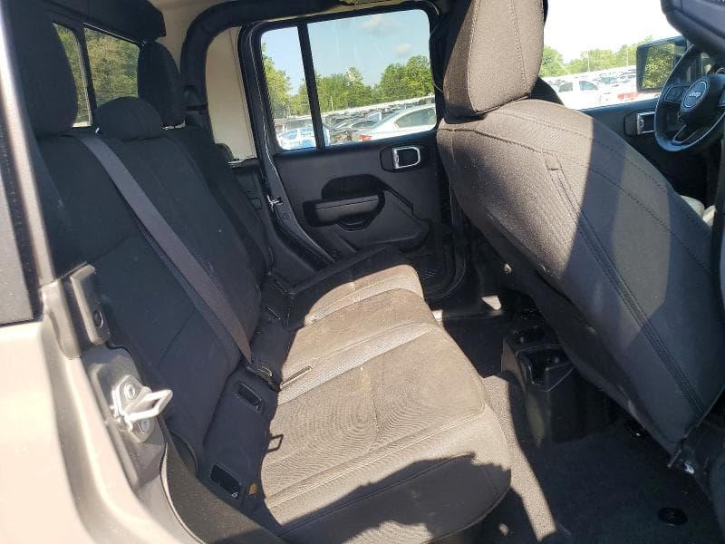 2021 JEEP GLADIATOR SPORT 11