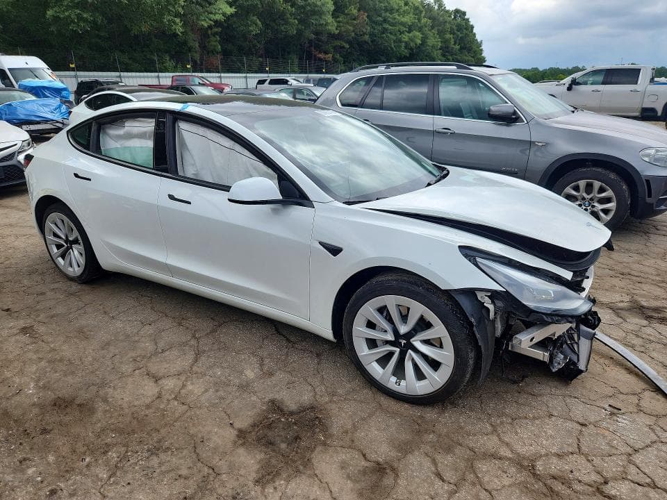 2023 TESLA MODEL 3 4