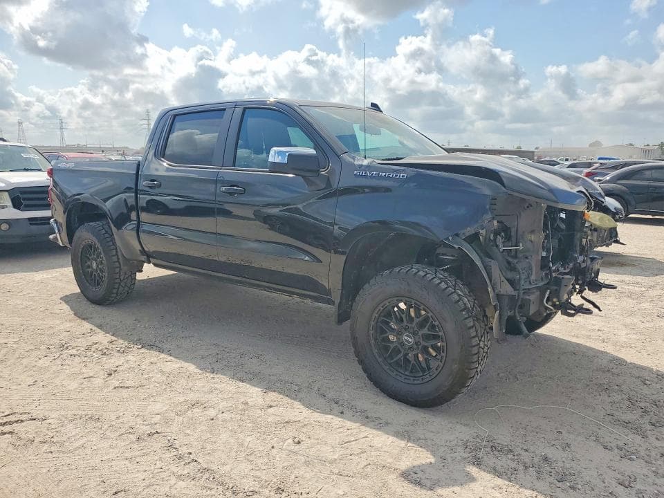 2023 CHEVROLET SILVERADO K1500 LT-L 4