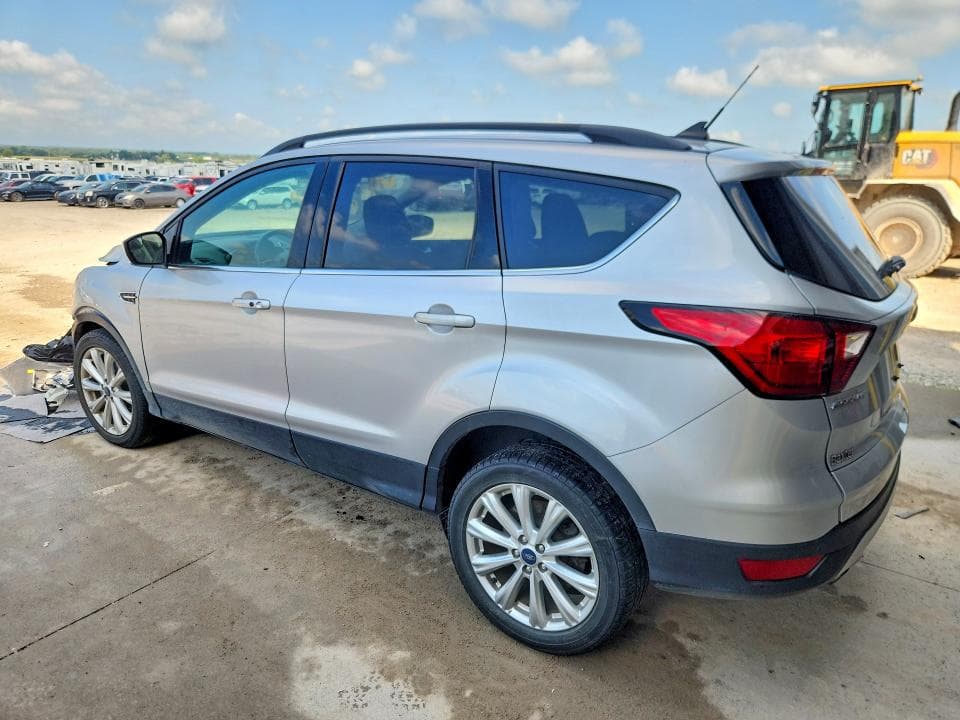 2019 FORD ESCAPE SEL 2
