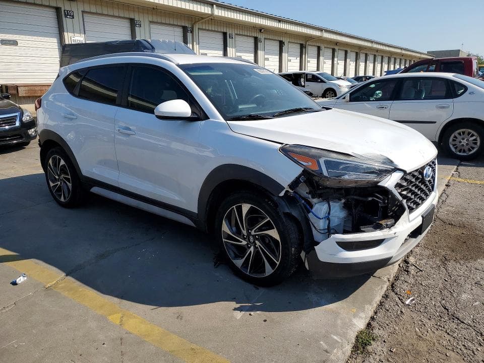 2020 HYUNDAI TUCSON SPORT 4