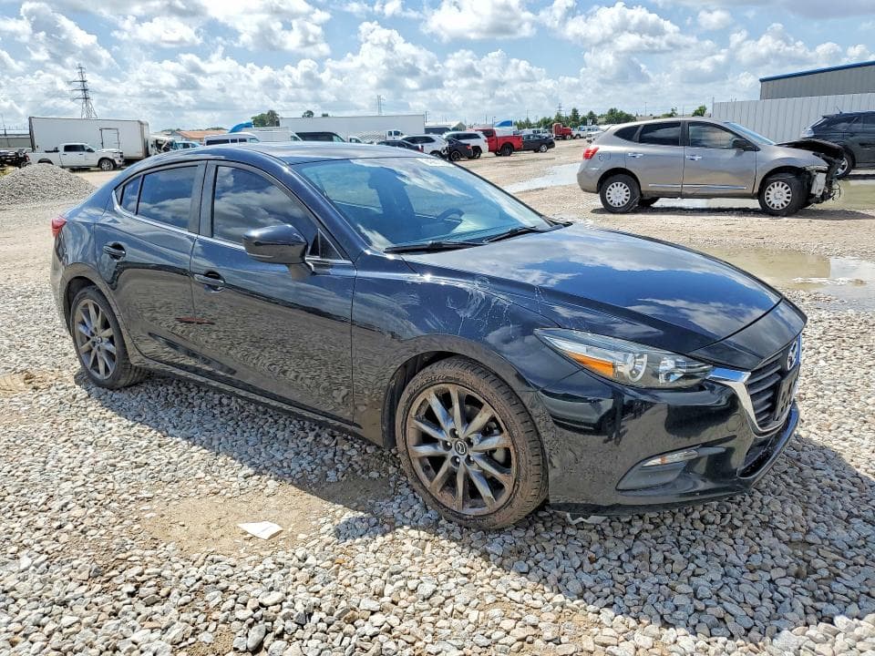 2018 MAZDA 3 TOURING 4