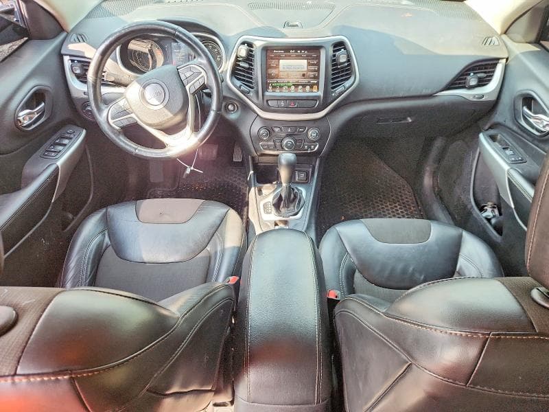2018 JEEP CHEROKEE LATITUDE PLUS 8