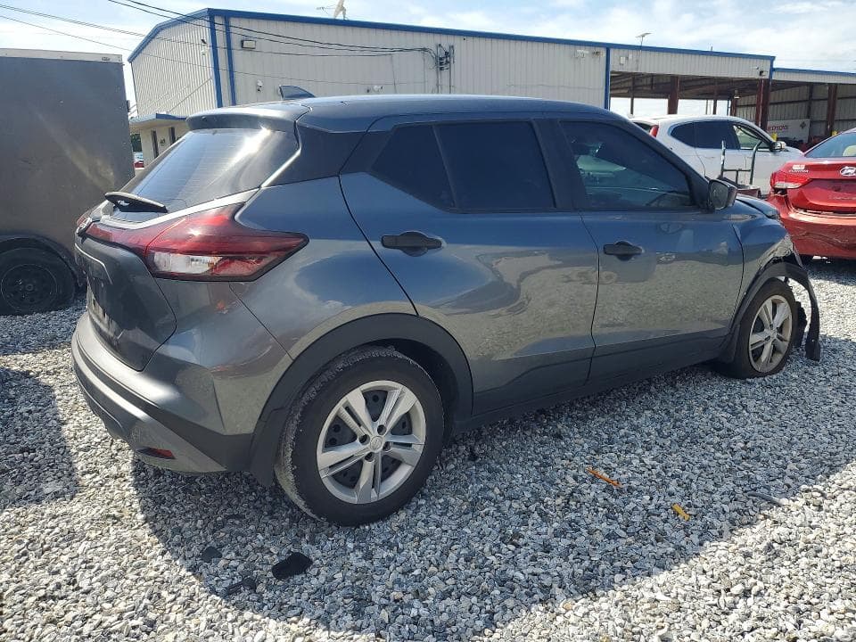2024 NISSAN KICKS S 3