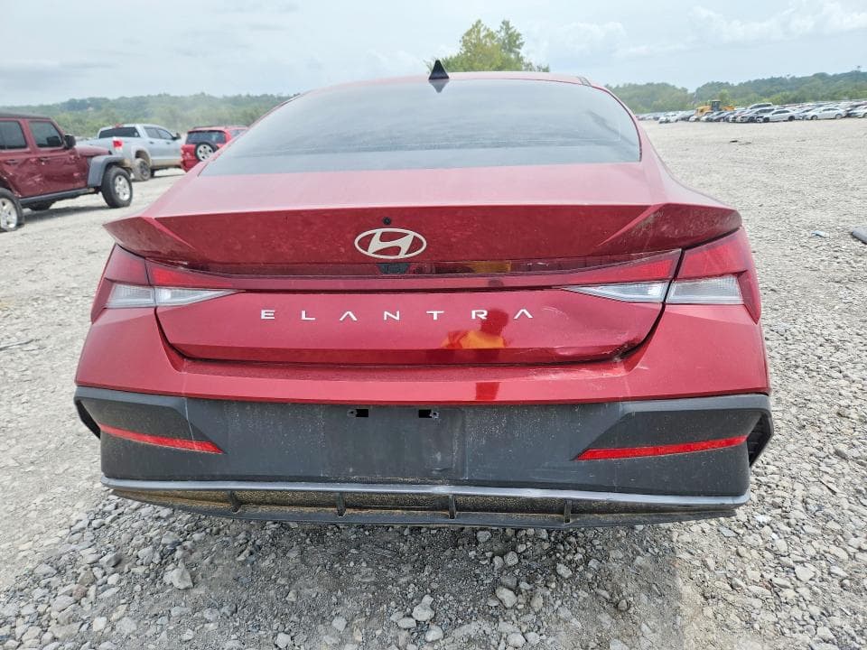 2024 HYUNDAI ELANTRA SEL 6