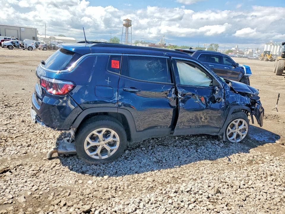 2024 JEEP COMPASS LATITUDE 3