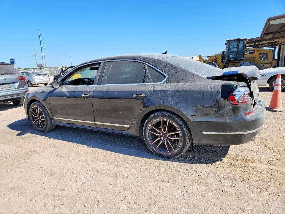 2017 VOLKSWAGEN PASSAT S 2