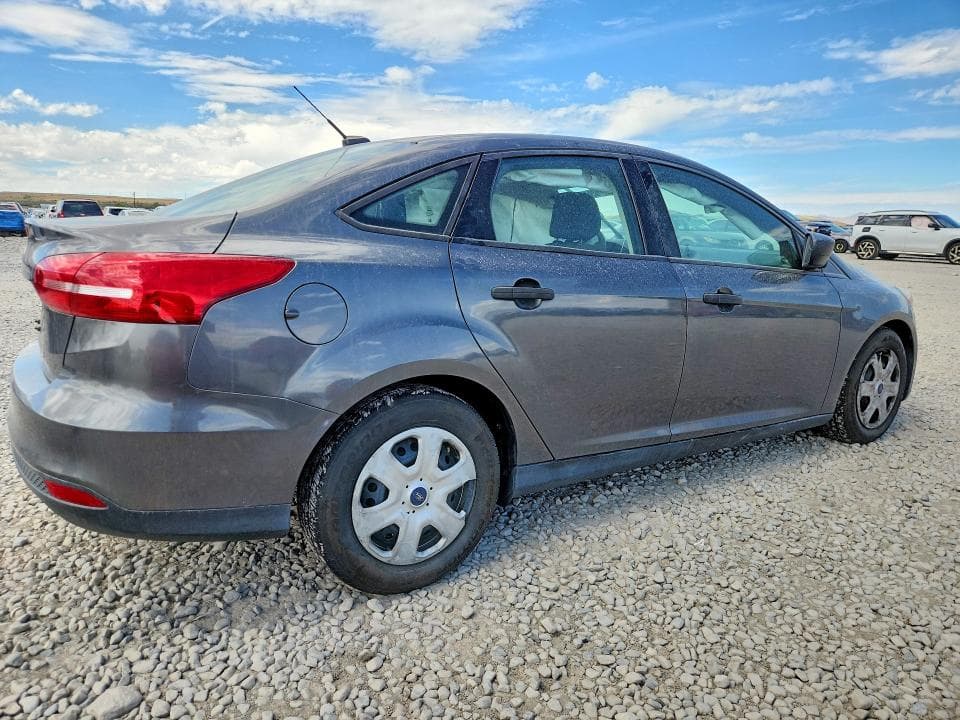 2018 FORD FOCUS S 3