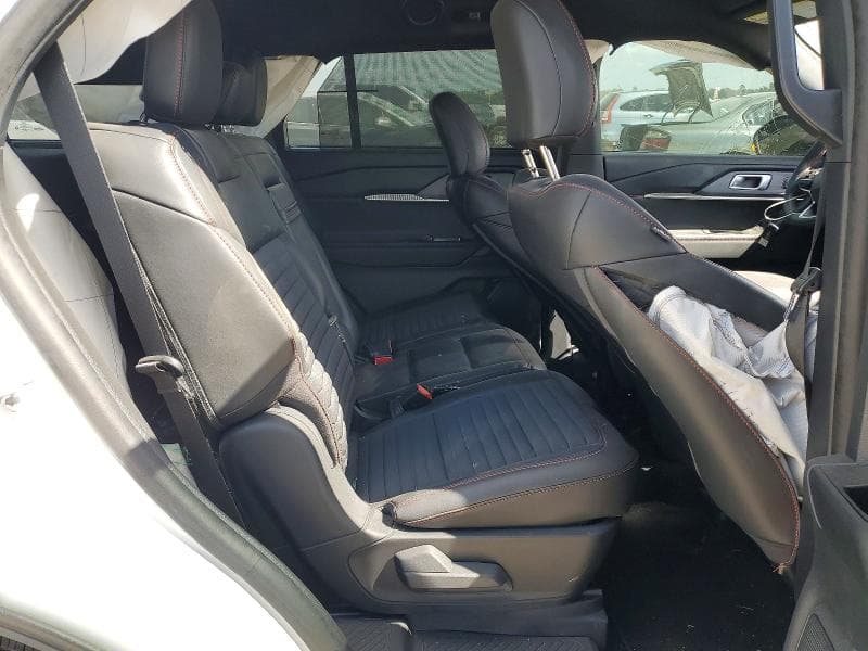 2025 FORD EXPLORER ST-LINE 11
