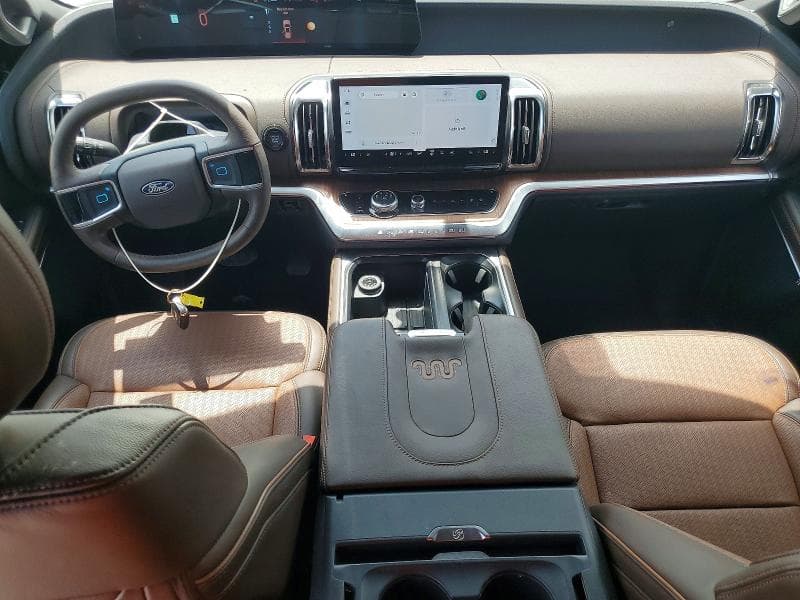 2026 FORD EXPEDITION KING RANCH 8