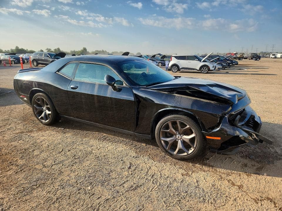 2019 DODGE CHALLENGER SXT 4