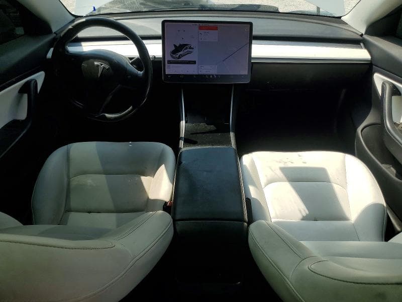 2019 TESLA MODEL 3 8