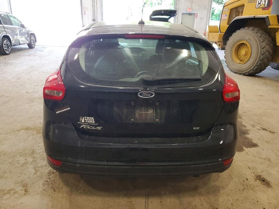 2017 FORD FOCUS SE 6