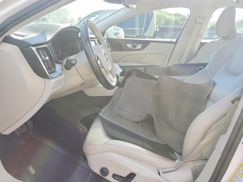 2019 VOLVO S60 T5 MOMENTUM 7