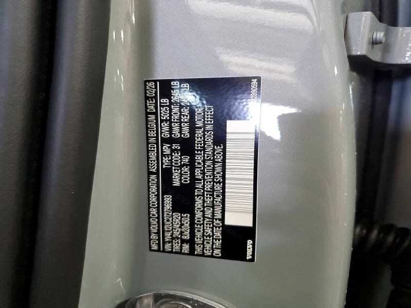 2026 VOLVO XC40 PLUS 13