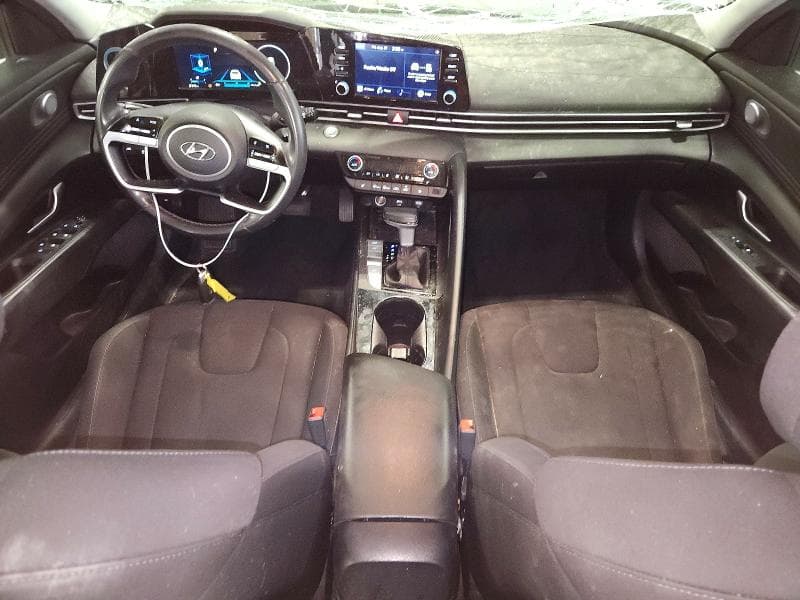 2022 HYUNDAI ELANTRA SEL 8