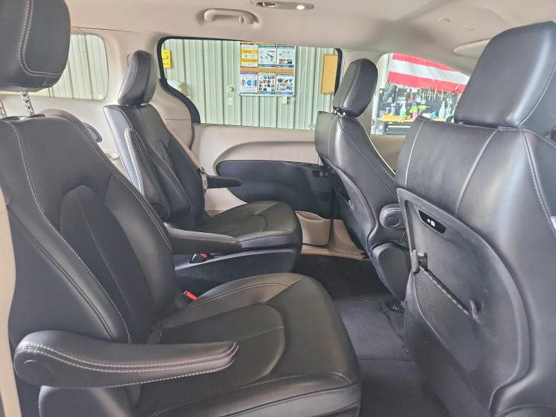 2024 CHRYSLER PACIFICA HYBRID SELECT 11