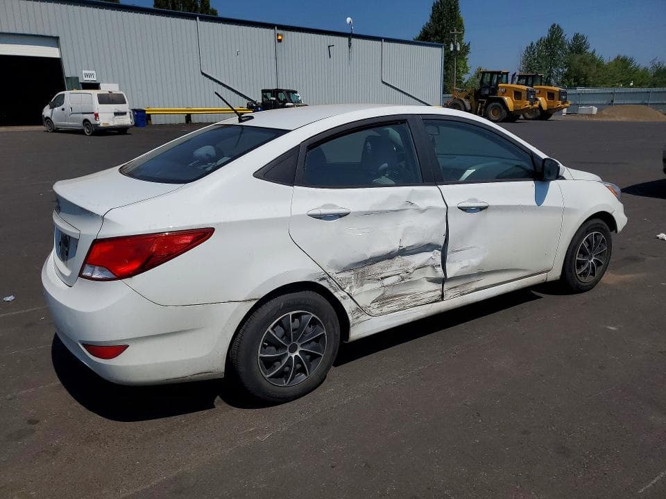 2017 HYUNDAI ACCENT SE 3