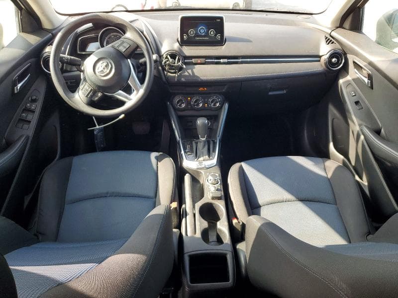2017 TOYOTA YARIS IA BASE 8