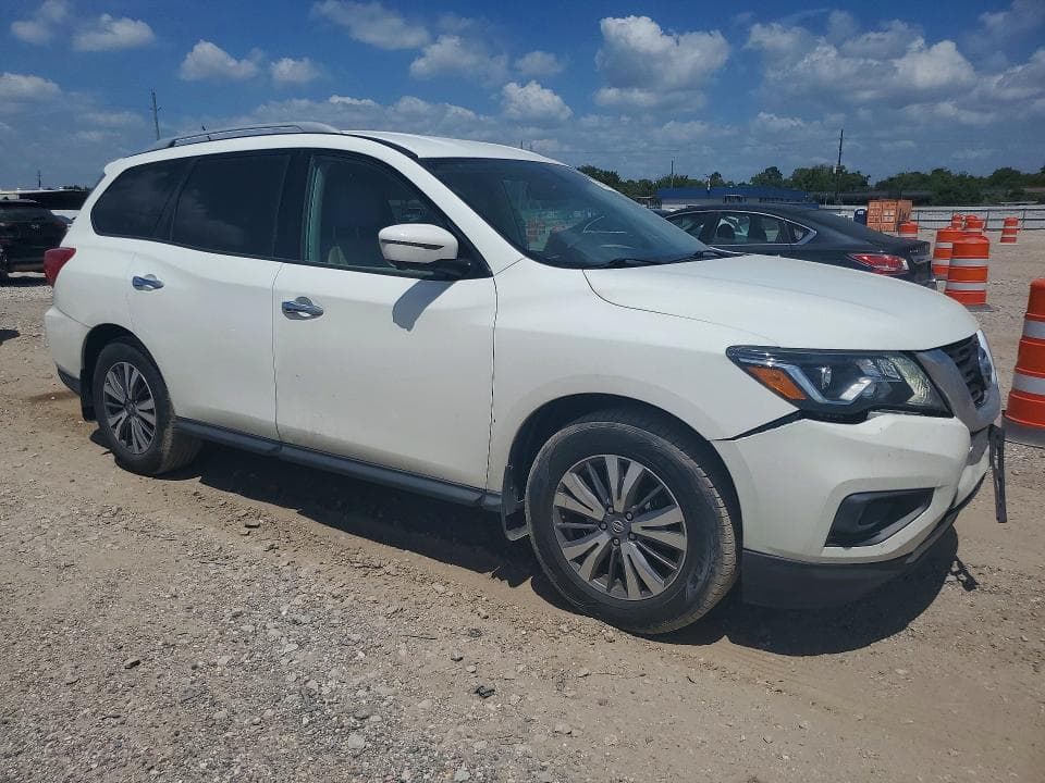 2017 NISSAN PATHFINDER SL 4