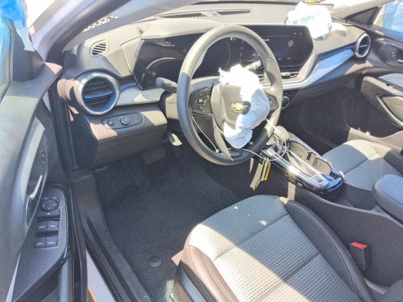 2026 CHEVROLET TRAX 1LT 8
