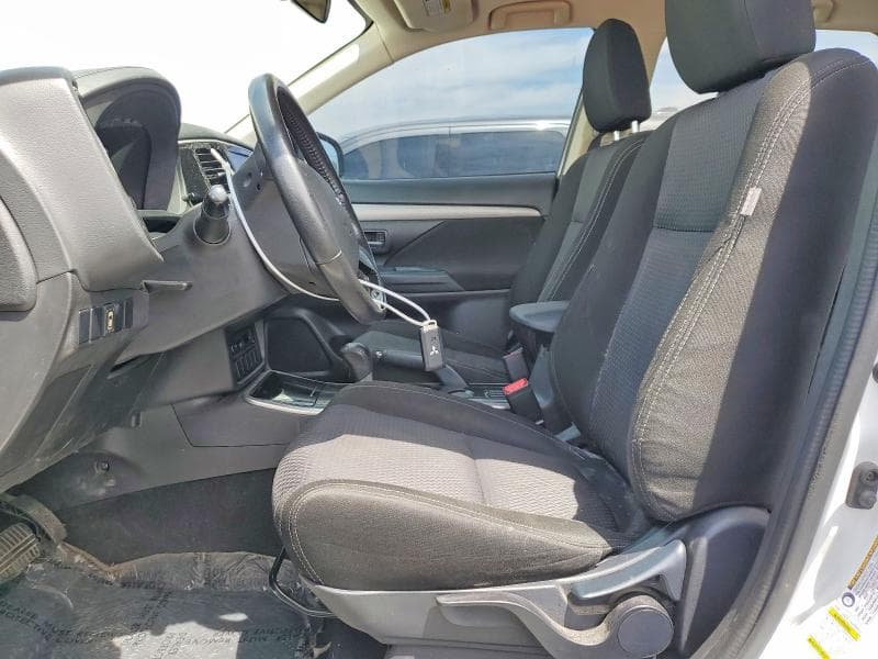 2017 MITSUBISHI OUTLANDER SE 7
