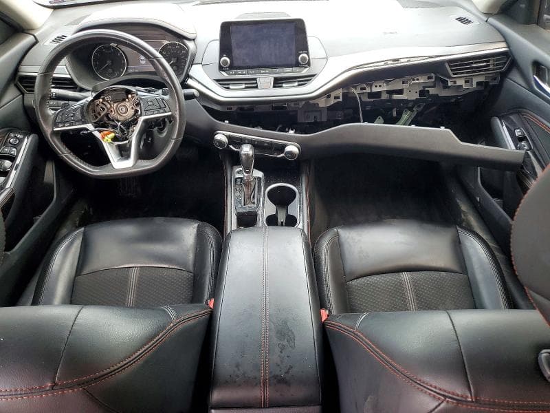 2023 NISSAN ALTIMA SR 8