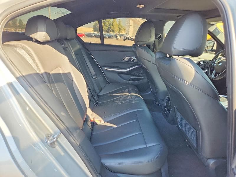 2021 BMW 330E 10