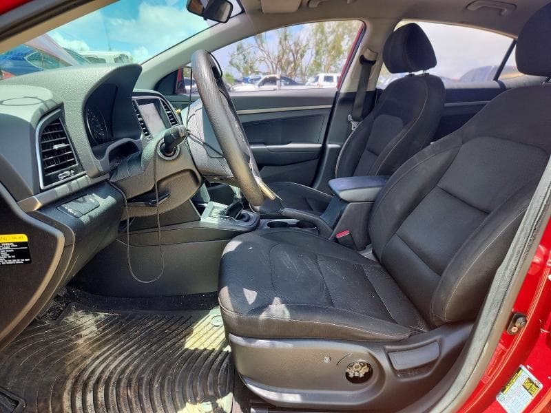 2017 HYUNDAI ELANTRA SE 7