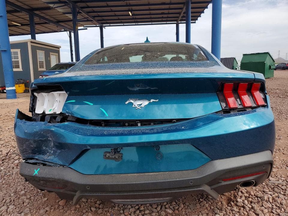 2026 FORD MUSTANG 6