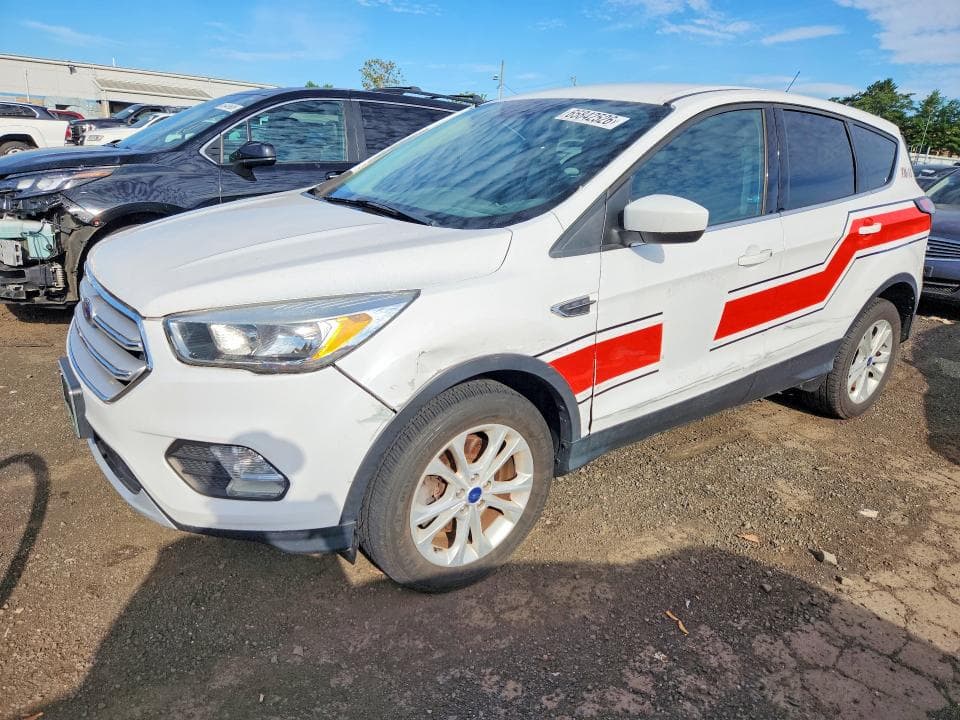 2017 FORD ESCAPE SE - 1