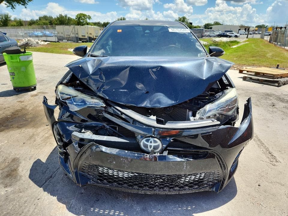 2019 TOYOTA COROLLA SE 5