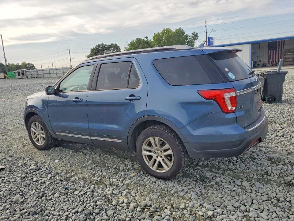2018 FORD EXPLORER XLT 2