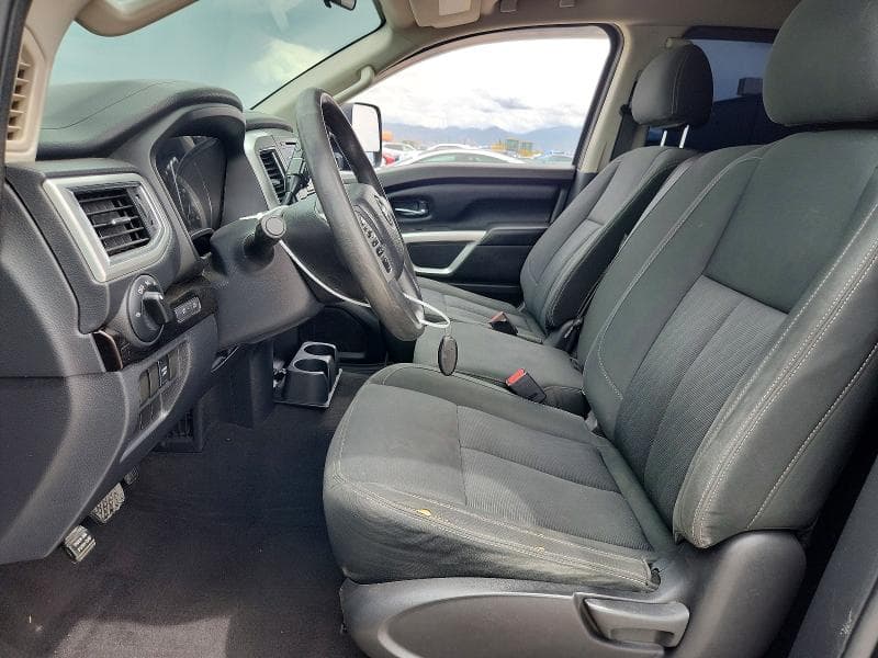 2017 NISSAN TITAN XD SV 7