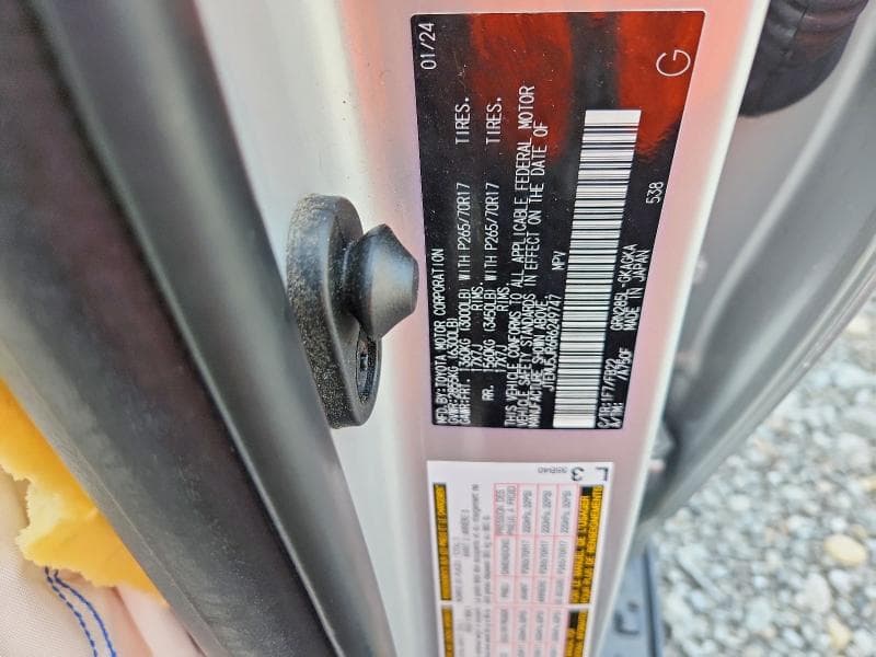 2024 TOYOTA 4RUNNER SR5 13