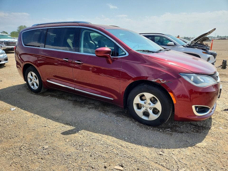 2017 CHRYSLER PACIFICA TOURING L PLUS 4