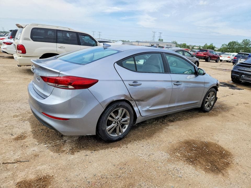 2017 HYUNDAI ELANTRA SE 3